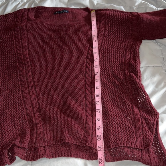 XS AEO Maroon Knit Sweater - Picture 9 of 9